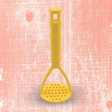 5493 Kitchen Food Masher, Fruit Tool Masher, Professional Masher Kitchen Tool, Kitchen Masher with Comfortable Grip, Heavy Duty Potato masher Perfect for Bean Vegetable Fruits Masher (1 Pc)